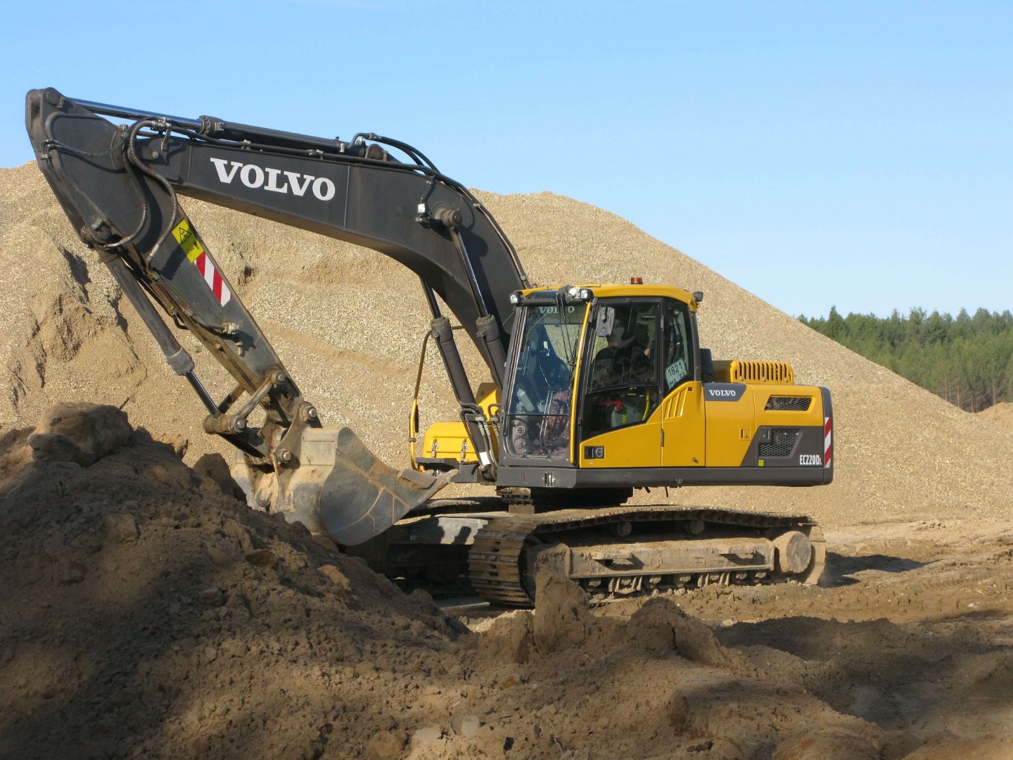 Экскаватор VOLVO EC 220 DL, 1,2 м³