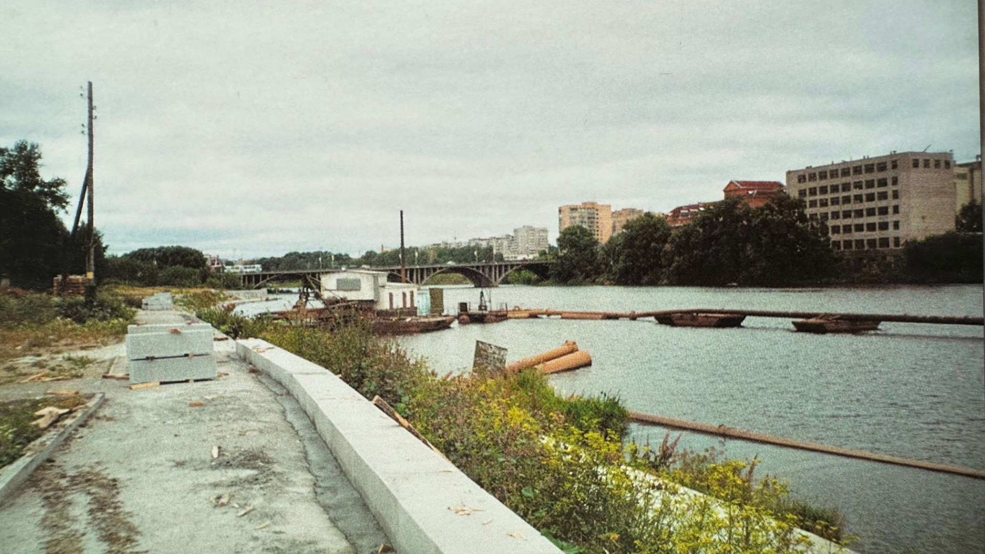 Дноуглубительные работы, очистка рек и водоемов